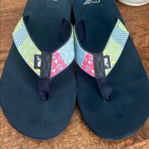 Mens Vineyard Vines flip flops